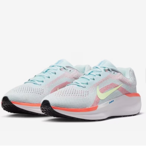 New Nike Winflo 11 Road Running Shoe - Men's Size 11.5 retails at $110 - Picture 1 of 10